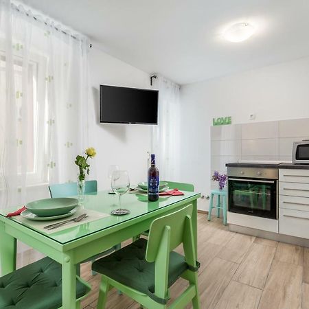 Adeona Apartments Rijeka Exteriör bild
