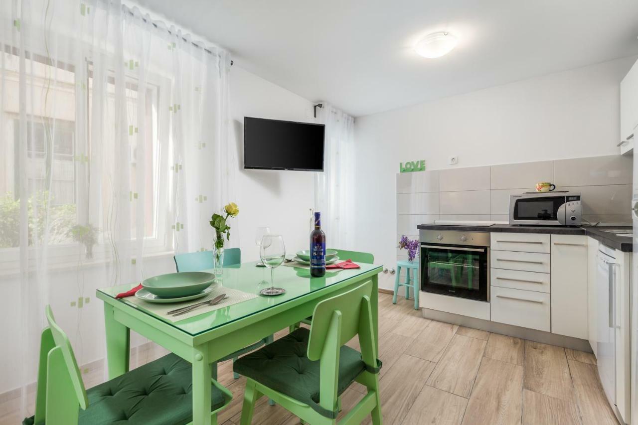 Adeona Apartments Rijeka Exteriör bild